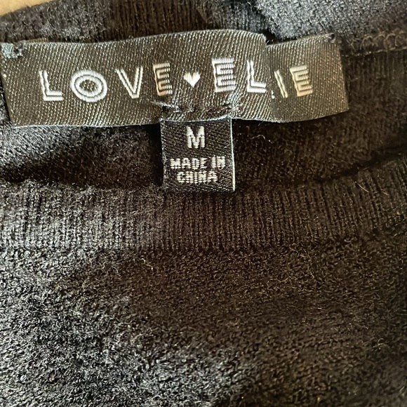 LOVE ELLIE Mia Back Detail Sweater size M - Picture 11 of 12